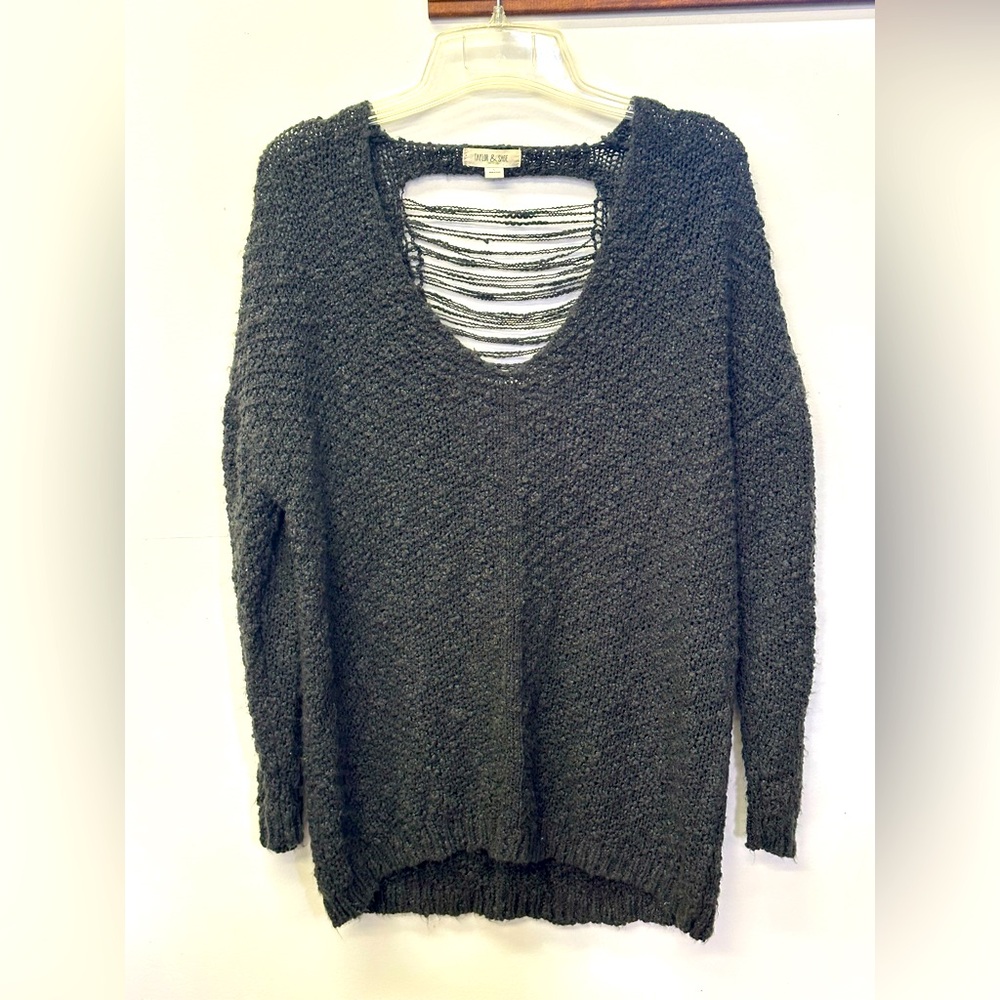 Taylor and Sage sweater Charcoal